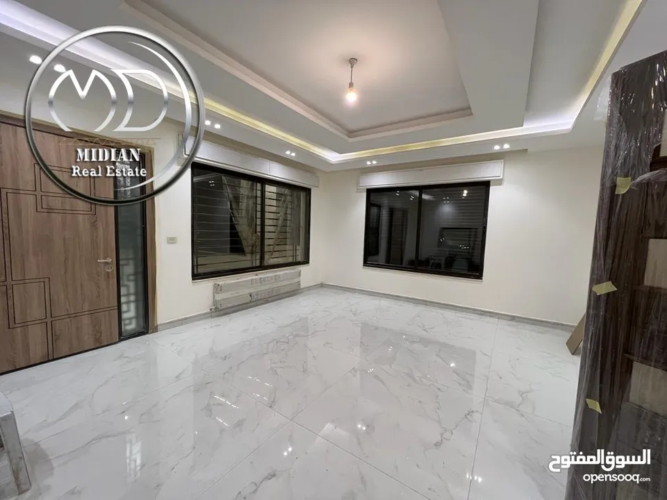 شقق ارضية وطوابق مكررة و أخير مع روف جديدة للبيع خلدا مساحات 150م & 190م مع تراسات و حدائق