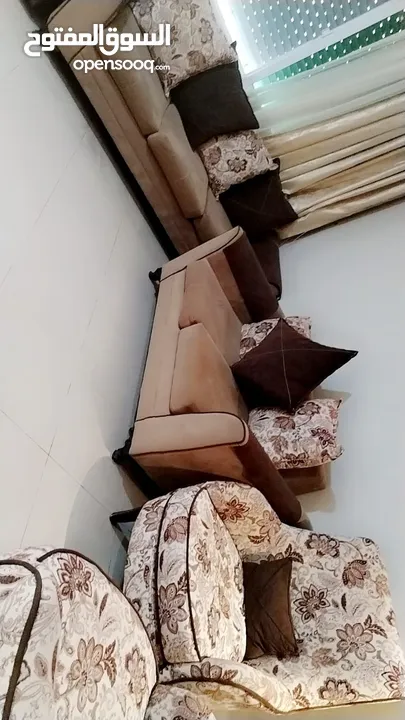 كنب للبيع بسعر مغري جديد