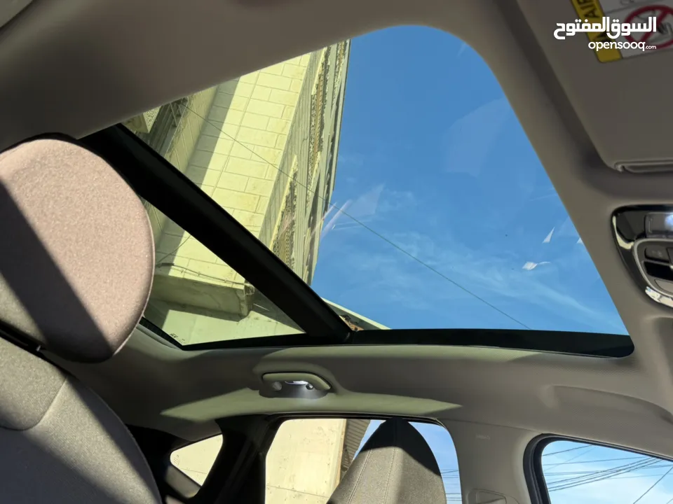 هونداي توسان 4/4 هايبرد plug-in ترخيص 2022 فل مع بانوراما  137000 كاش