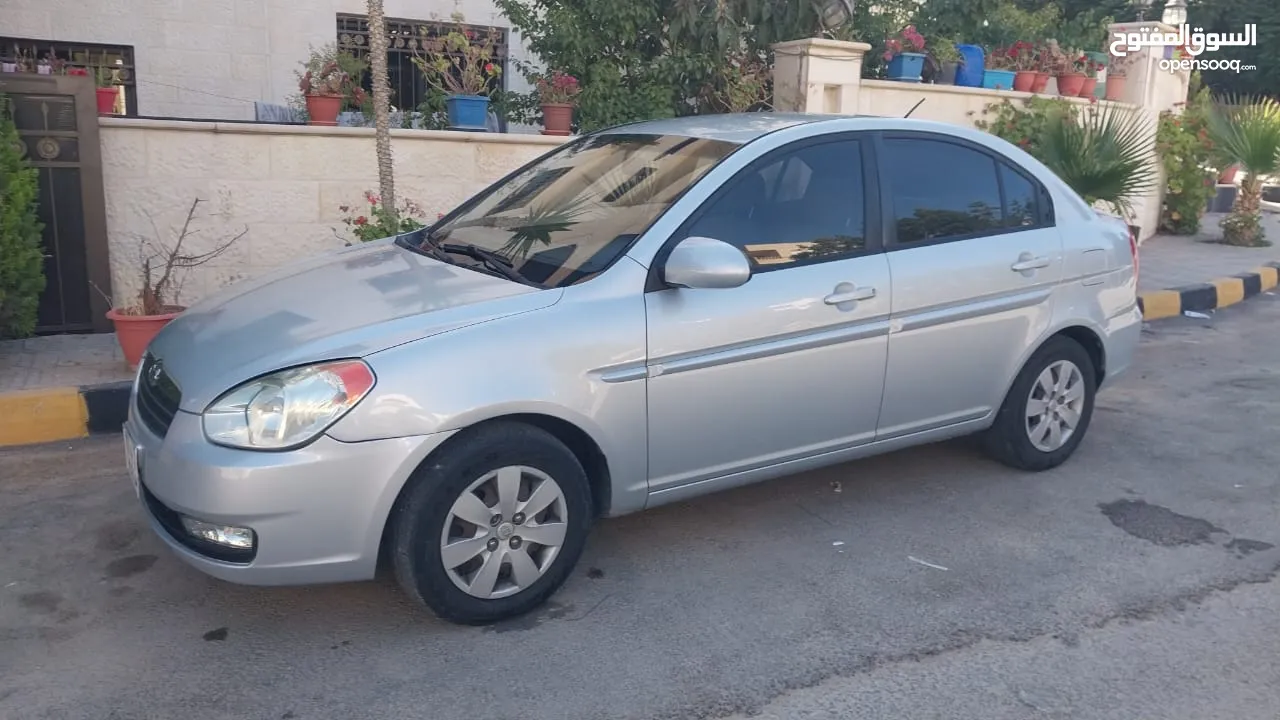 فرينا 2009 وكالة مالك ثاني مرخصة بسعر مناسب كاش فقط فحص مرفق بالصور