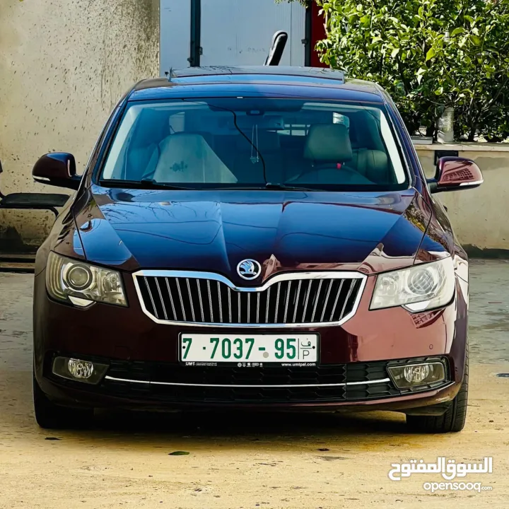 سكودا سوبيرب 2015 نخب النخب عداد 90 الف بس شركة