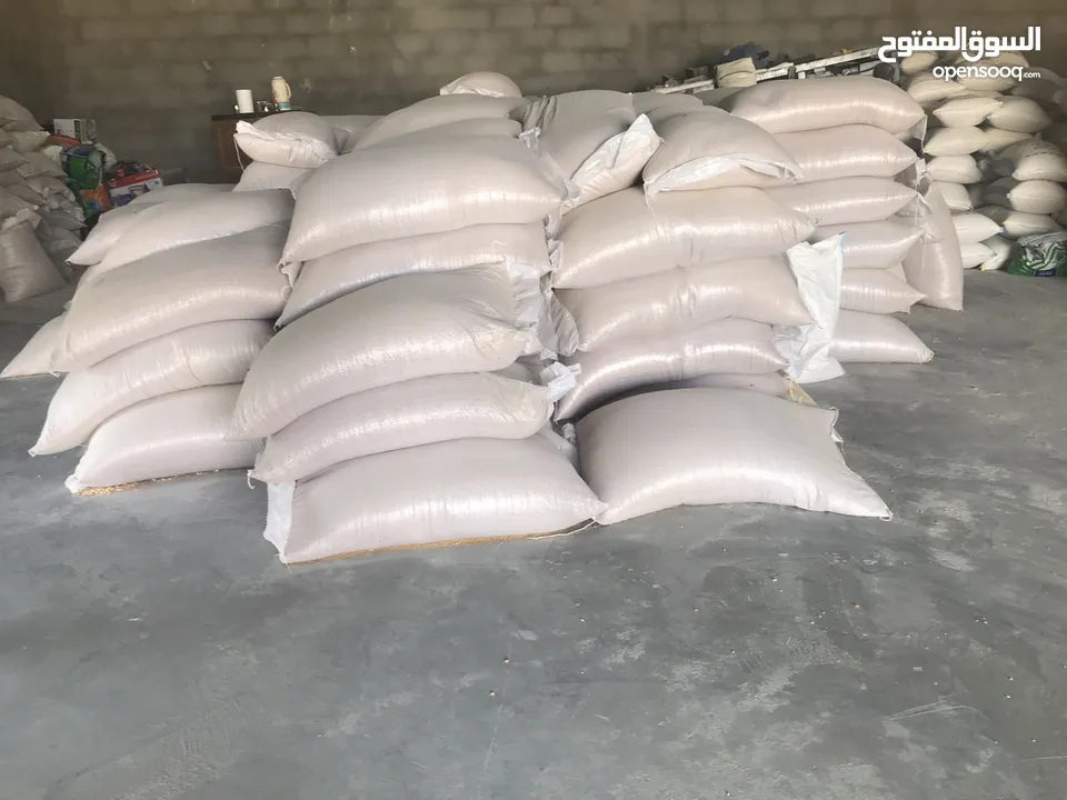جاروشة اعلاف متخصصة باعلاف المواشي والطيور - خلطات - مواد اولية - خلطات حسب الطلب