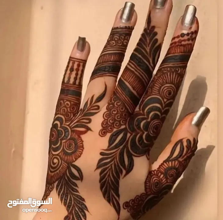 Henna artist booking started