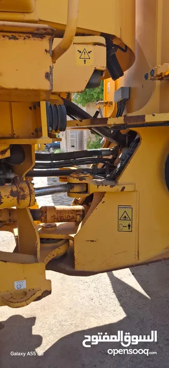 جرافات عدد 2  Volvo F180 +Volvo E180