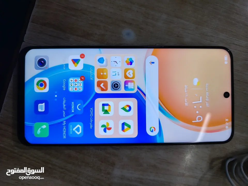 هاتف HONOR X8  مستعمل بحاله ممتازه معو كامل اغراضو الاصليه ومع الكرتونه