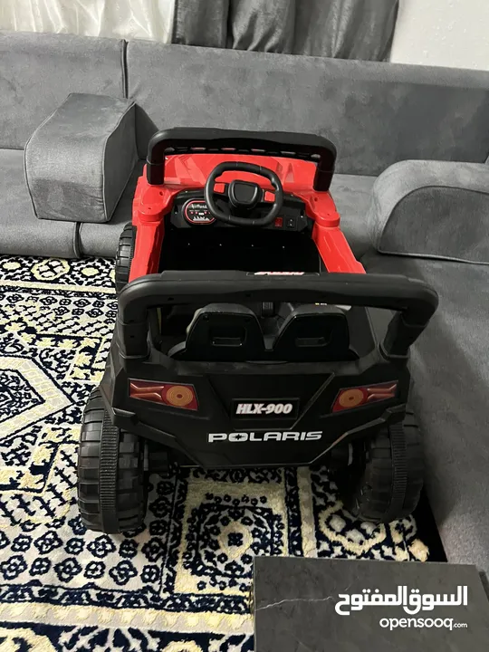 سيارة جيب حمراء للاطفال شحن