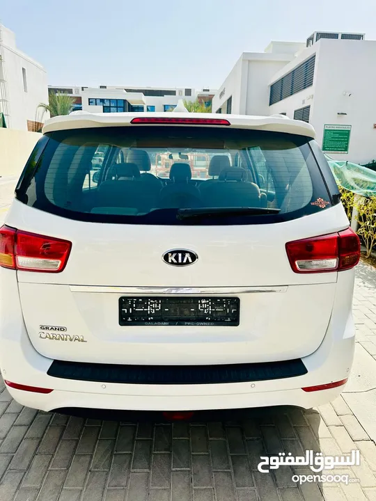 kia carnival 2018