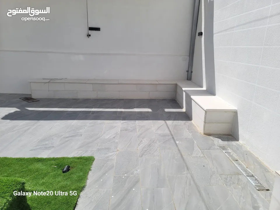 شقة غير مفروشة ( جزء من فيلا ) للإيجار ( Property 37274 )-174842281