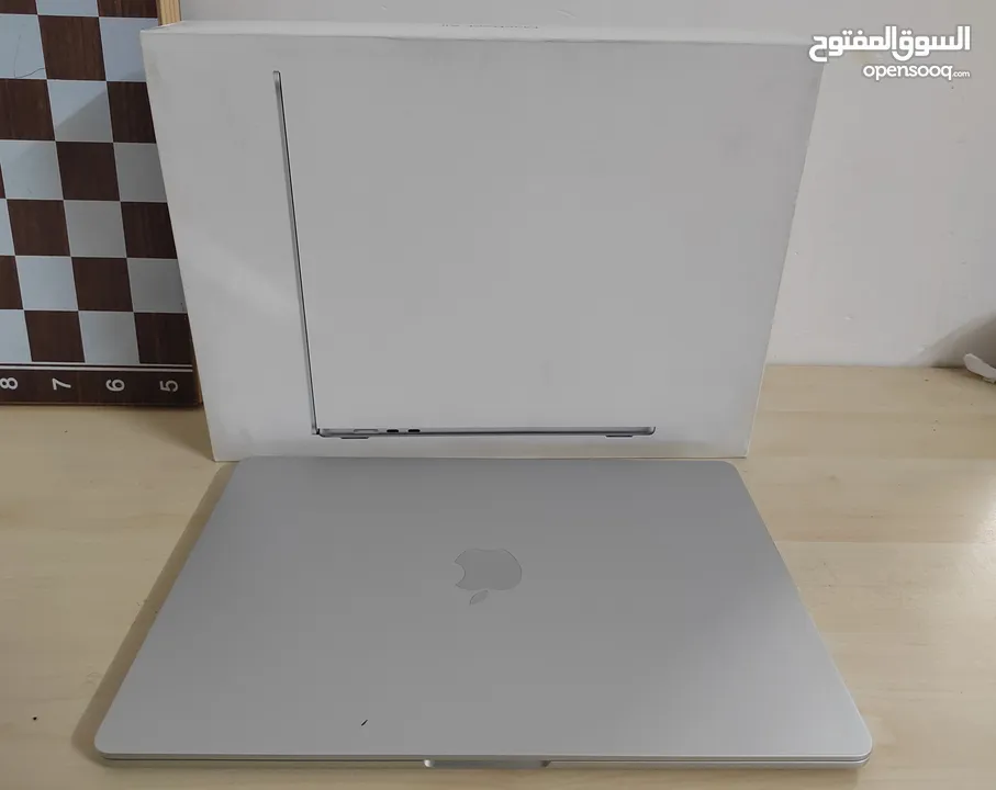 Laptop Mac book Air3 M3 لابتوب ماك بوك اير m3 استخدام قليل