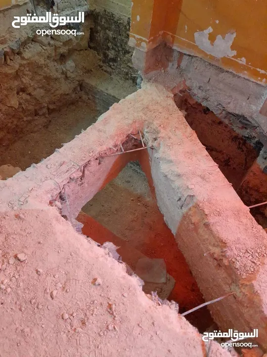 كمبريسات للايجار ابو عبدالله  حفر جورانجاصه جميع الاعماق  كافه أعمال الحفريات هدم عمارت تحرير قصات