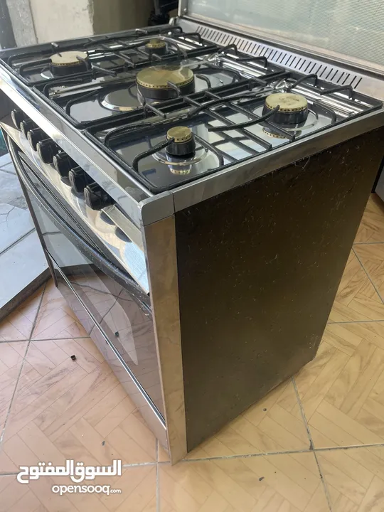 غاز يونيفيرسال إيطالي مجدد بالكامل افضل