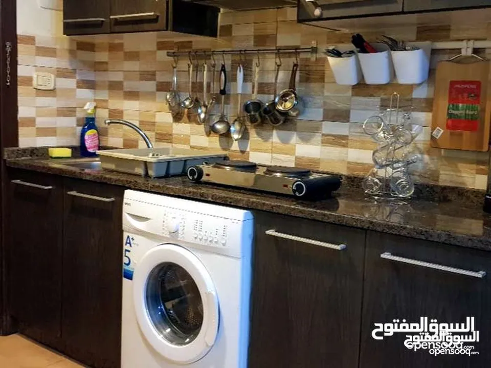 استديو للايجار او البيع في ااجاردنز