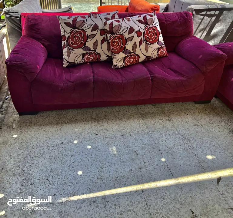 كنب مستعمل بحاله وكاله