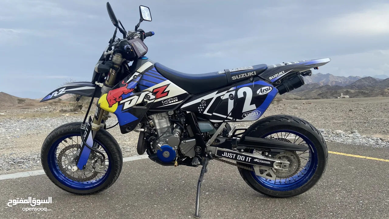 دراجة سوزوكي drz400