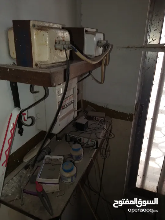 حوض سمك بحري حجم ضخم جدا جدا 240X100x100 إرتفاع الحوض مع البوفيه 270 مع كامل اجهزتو
