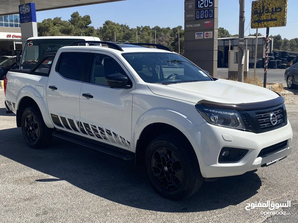 Nissan Navara 2020 Black Edition full option For Sale