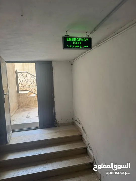 طابق ارضي (تسويه)للإيجار ومعارض ومحلات تجاريه للإيجار