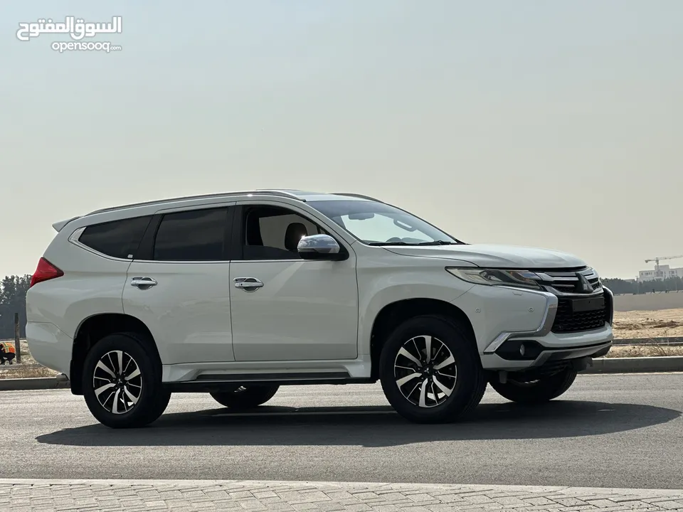 Mitsubishi Montero Sport 2016 GCC ميتسوبيشي مونتيرو سبورت توب لاين