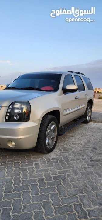 GMC Yukon Denali