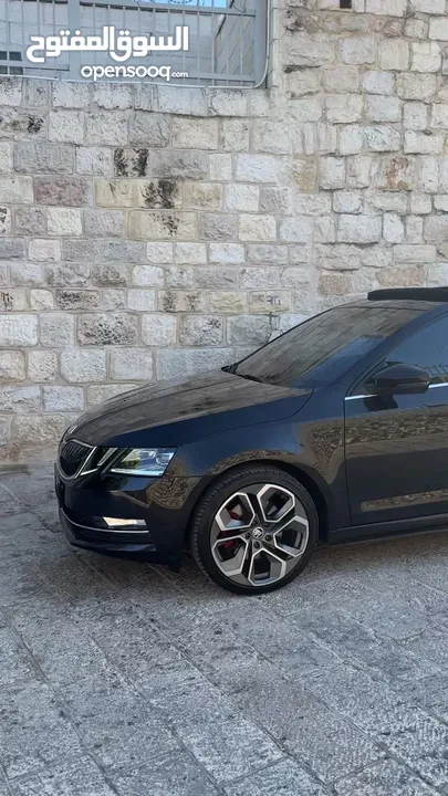 سكودا اوكتافيا RS 2019