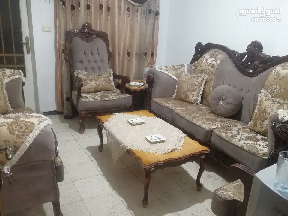 طقم كنب ممتاز بسعر حرق