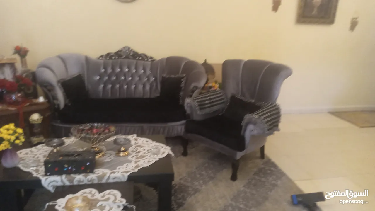 طقم  كنب 7 مقاعد للبيع