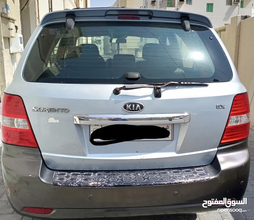 Kia Sorento 2007 in excellent condition with One year passing