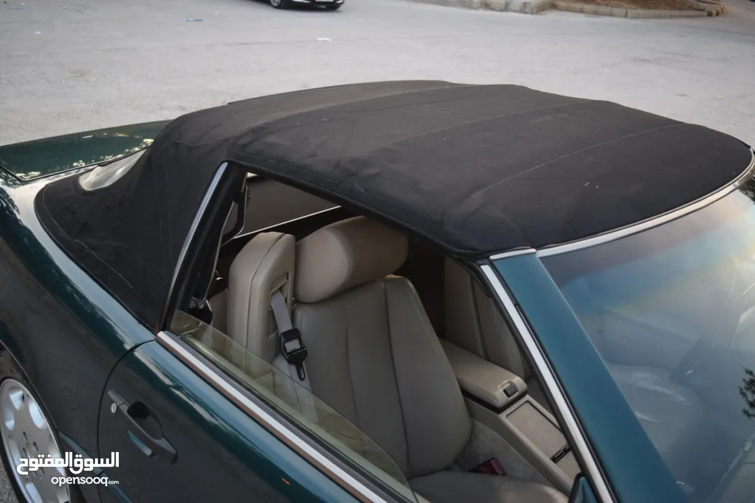 Mercedes SL320 1995 بحالة الوكالة