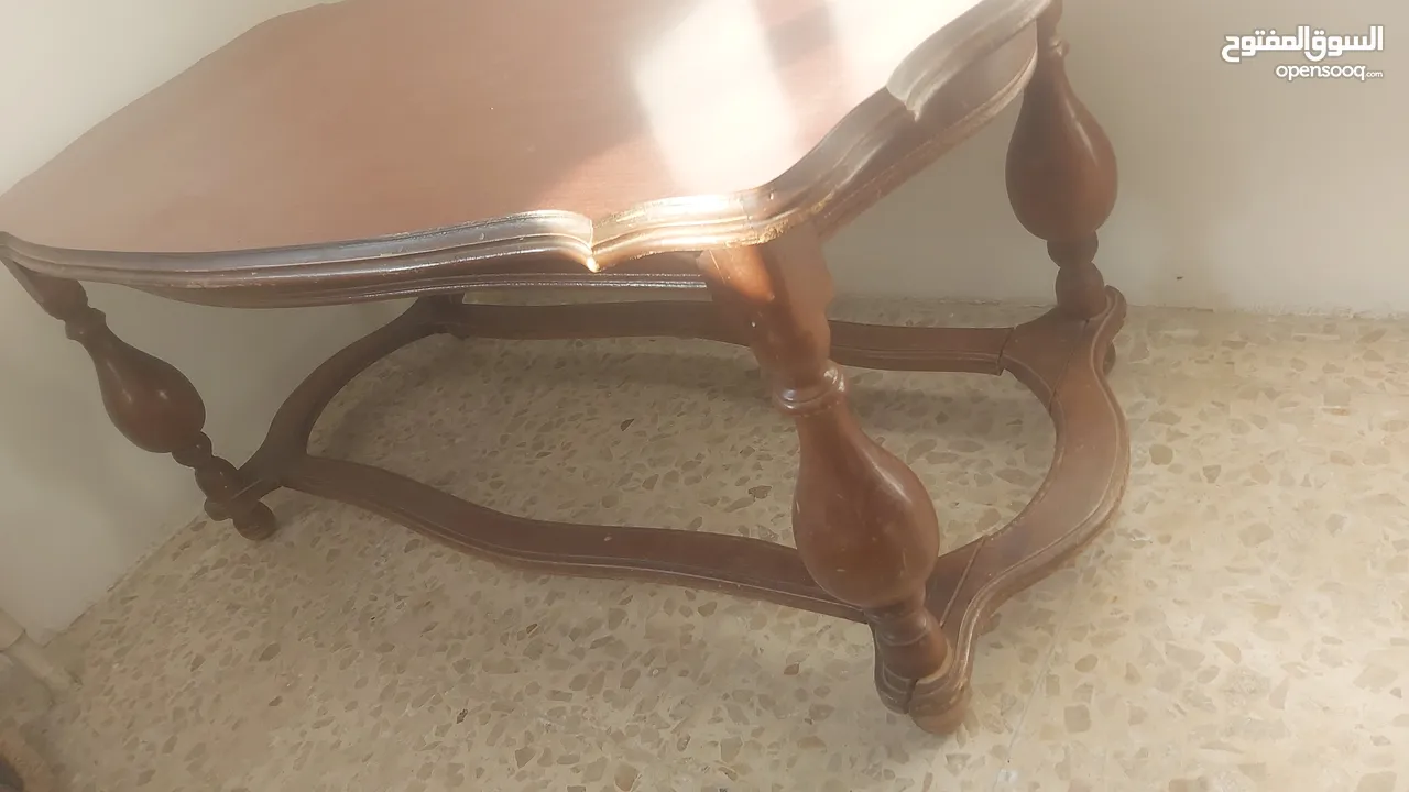 طقم طاولات وسط
