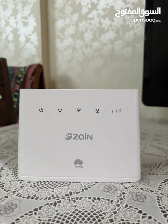 راوتر زين 4G نوع هواوي بحال الوكالة
