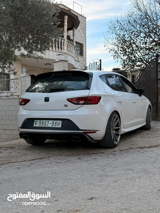 سيات ليون 2015 ترخيص تأمين لشهر 8