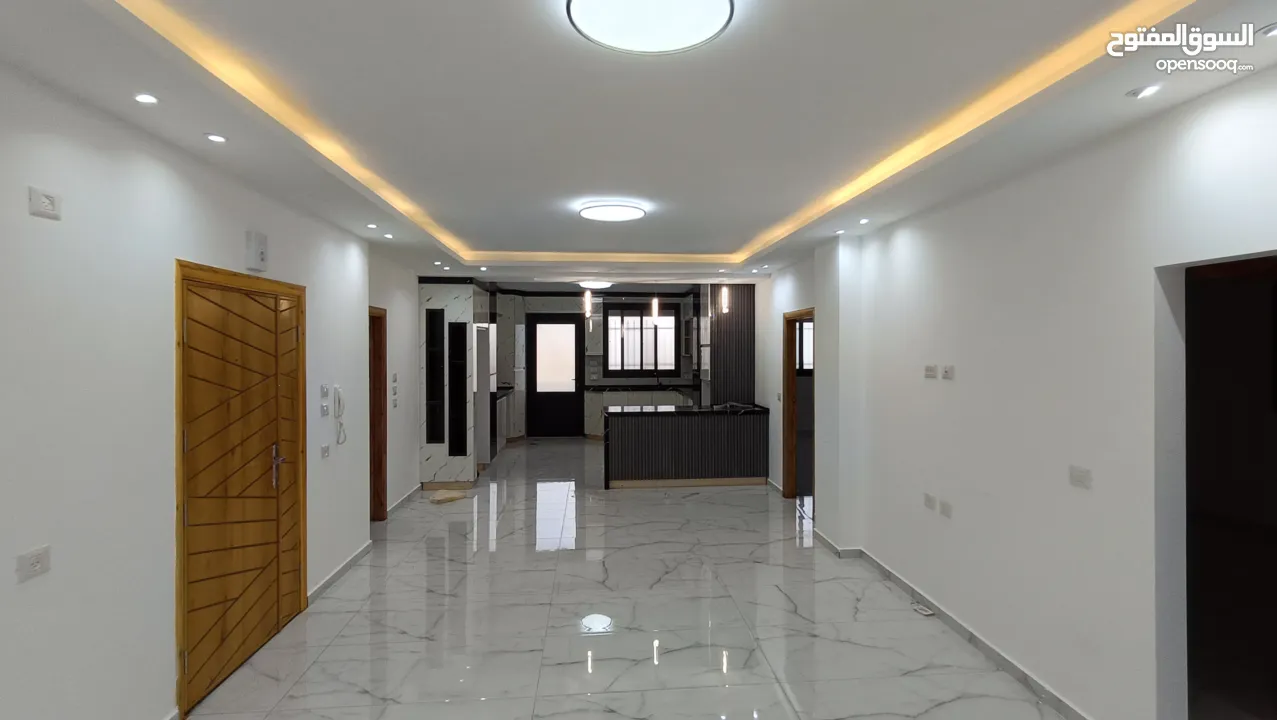 شقه للايجار الشهري 180 متر في دورا 1250 شهري