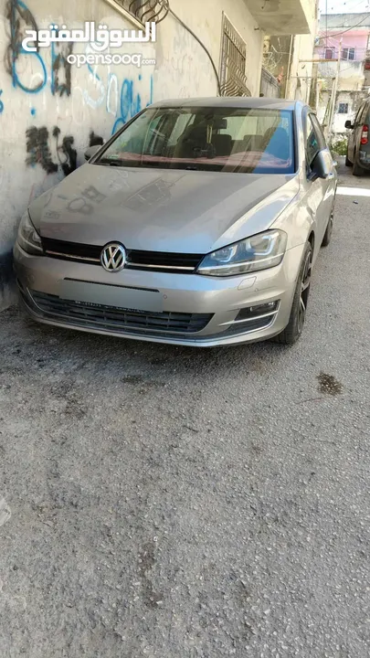 جولف 2016 اوتامتيك شاملة كامل الاضافات مع عدا فتحة دهان اصلي