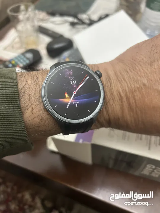 ساعة اميزفيت بلانس بحالة الوكالة (بالكرتونة) معها كامل اغراضها Amazfit Balance