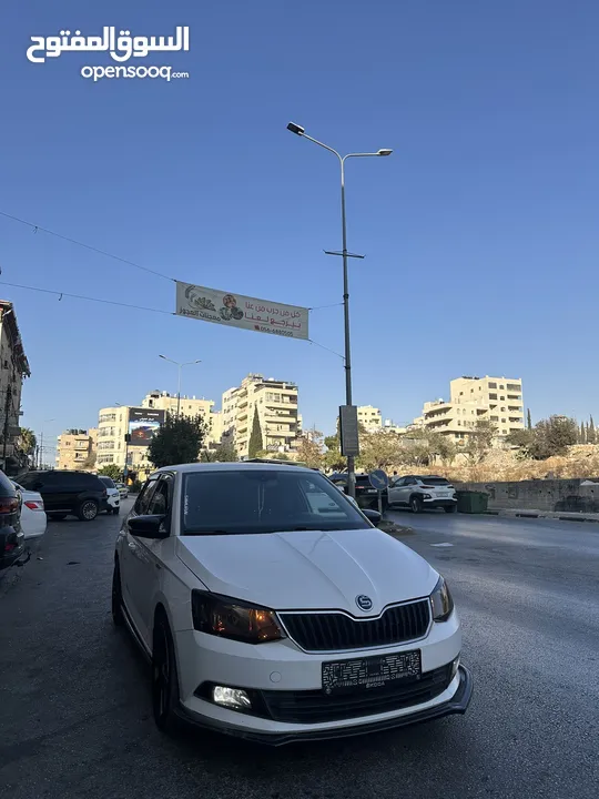 للبيع بدفعه 20 وشكات داخل بيت لحم او البدل سكودا فابيا 2015 بويه شركه