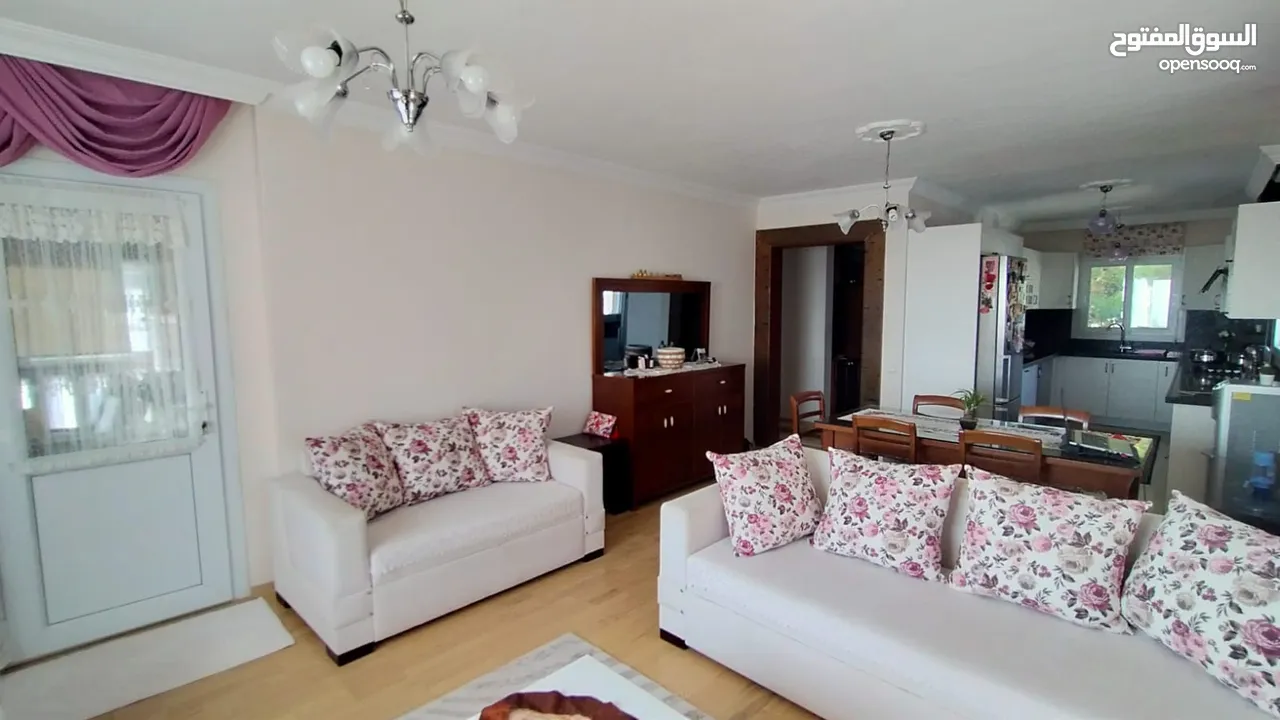 Panoramik deniz manzaralı satılık daire