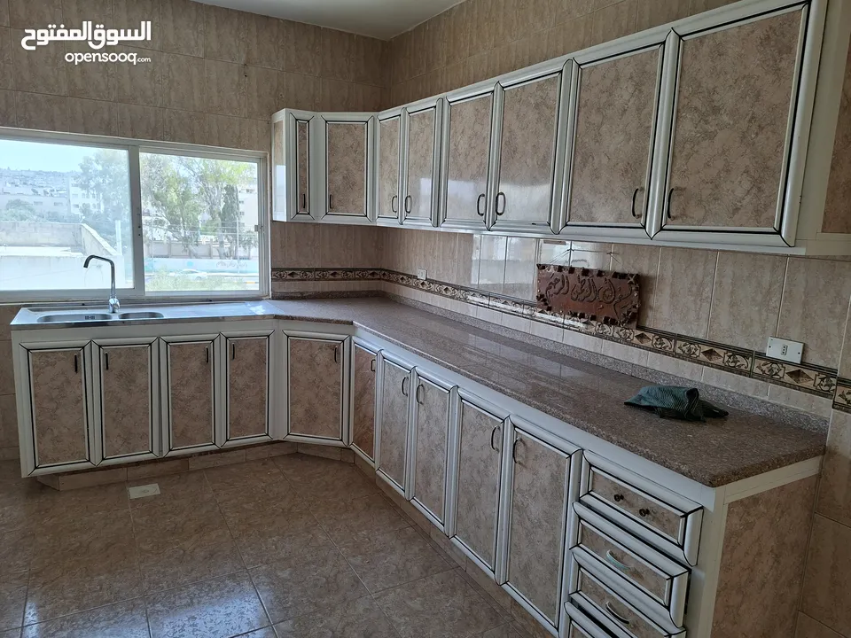 شقة عائليه  للايجار
