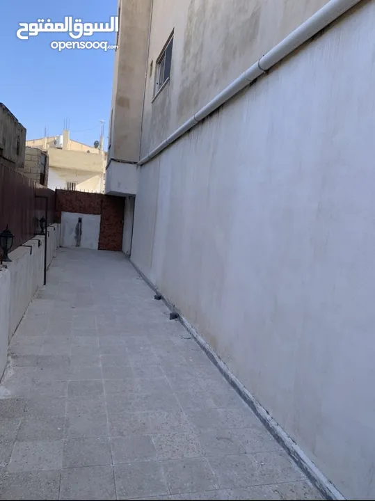 عمارة سكنيه صناعية تجاريه للبيع