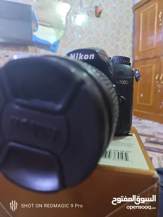 نيكون D7000 الوصف بالداخل