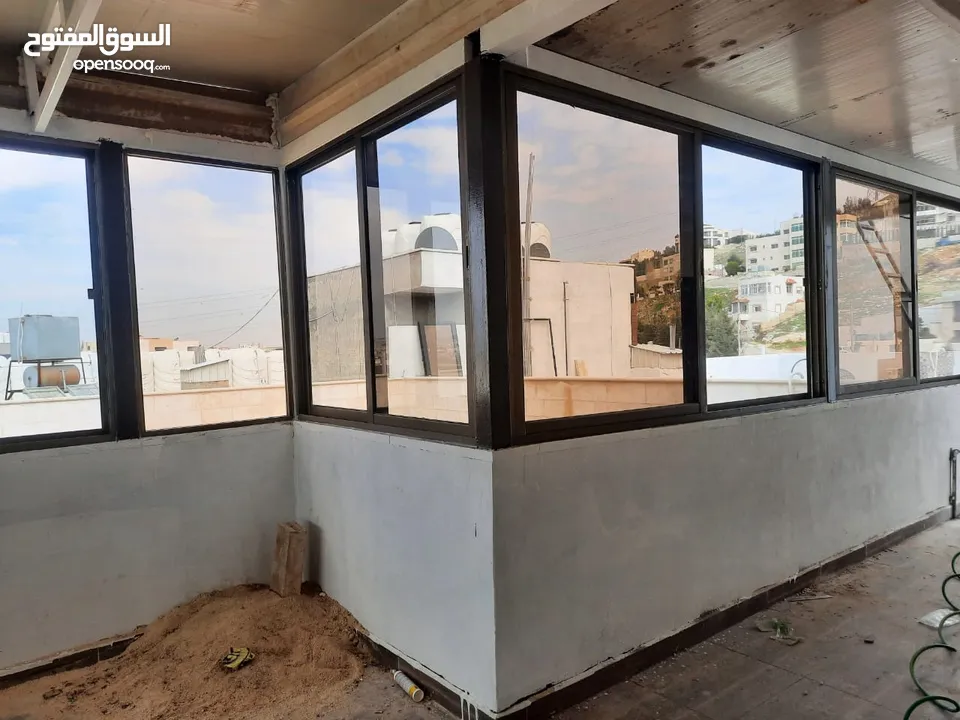 نشتري نشتري نشتري جميع انواع الشبابيك المنيوم والبواب الخشب والحديد والمطابخ والكرميد والسكراب...