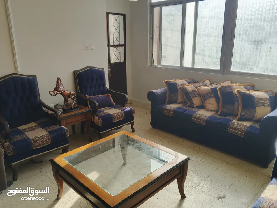 طقم كنب للبيع