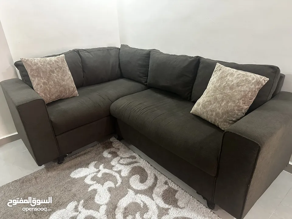 كنب مريح. 3 طبقات.