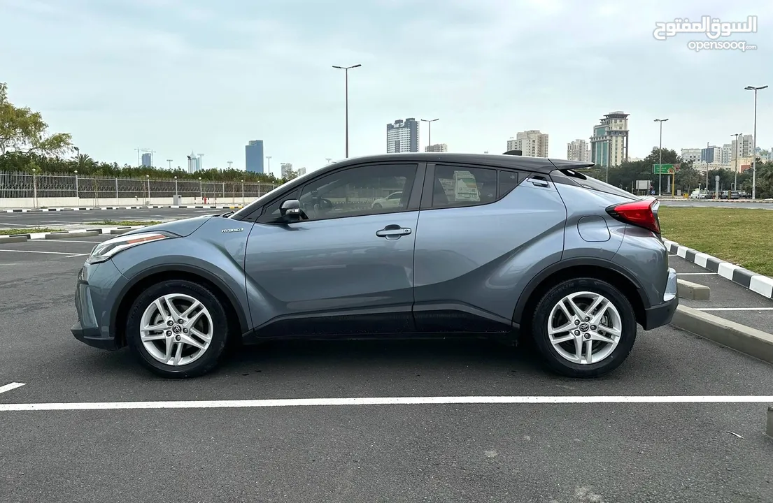 تويوتا  HYBRID  C-HR 2022 العداد 31 السعر 4900