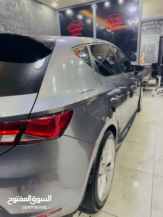 سيات ليون تعديل fr