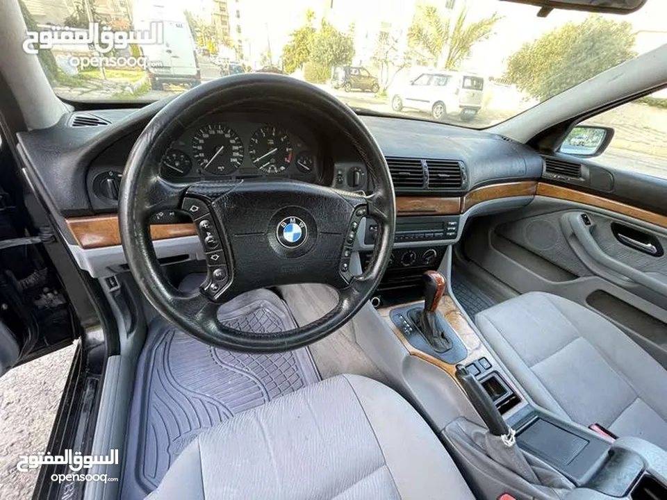 BMW E39 520 2001