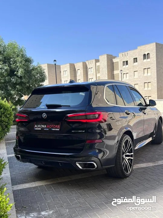 BMW X5_2021