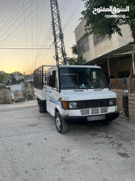 مرسيدس 410