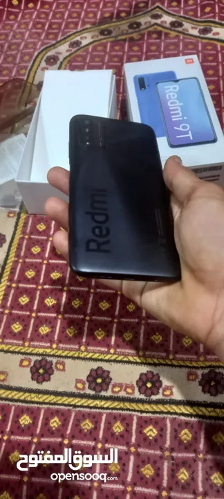 تلفون Realme  9T مساحه 128 رام 6 معاها الكرتونه والضمان البطاريه 6000مللي امبير. 18 فلت تدعم الشحن ا