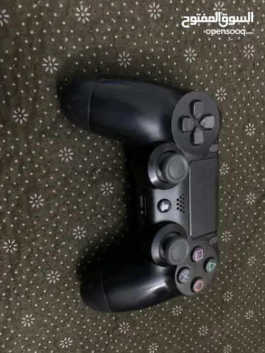 ps4 slim with 2 controllers