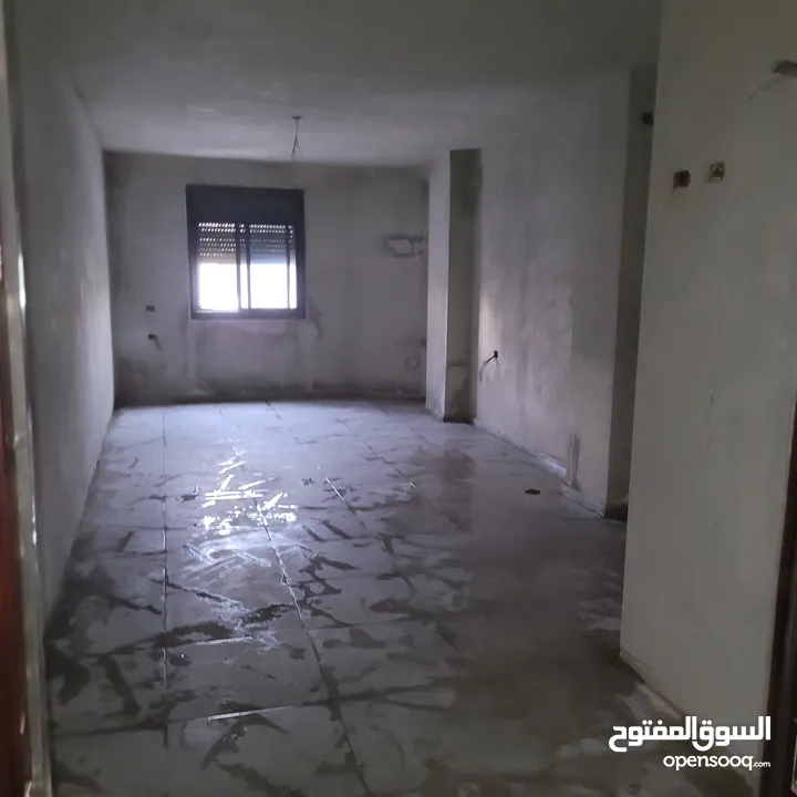 مكتب للبيع